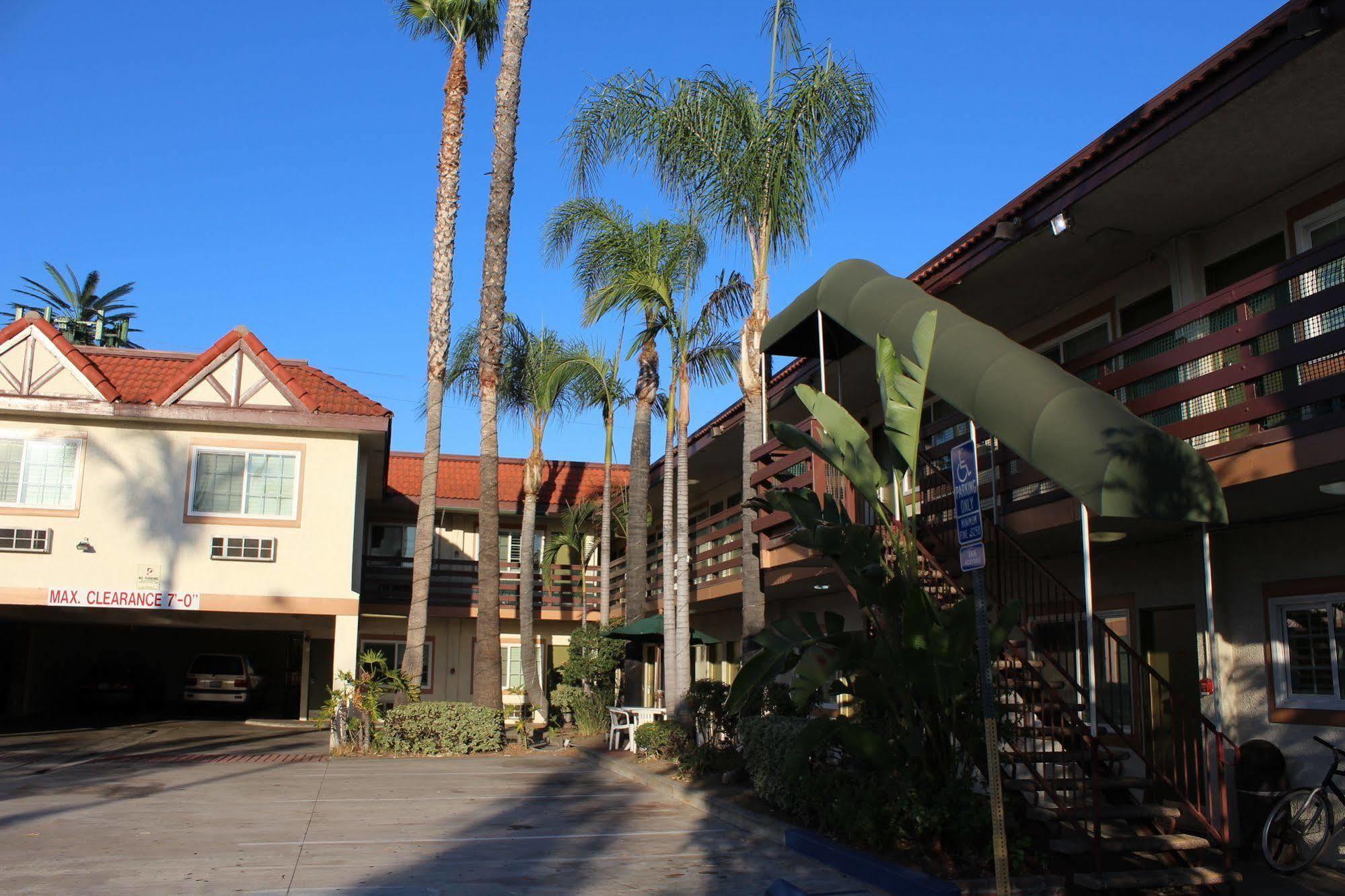 Garden Inn San Gabriel Bagian luar foto