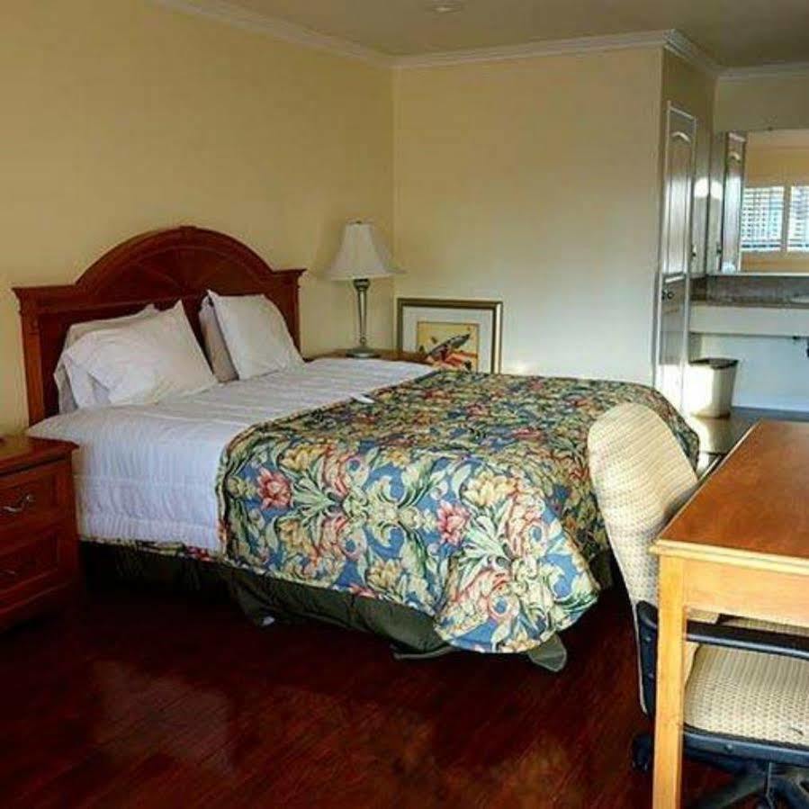 Garden Inn San Gabriel Bagian luar foto