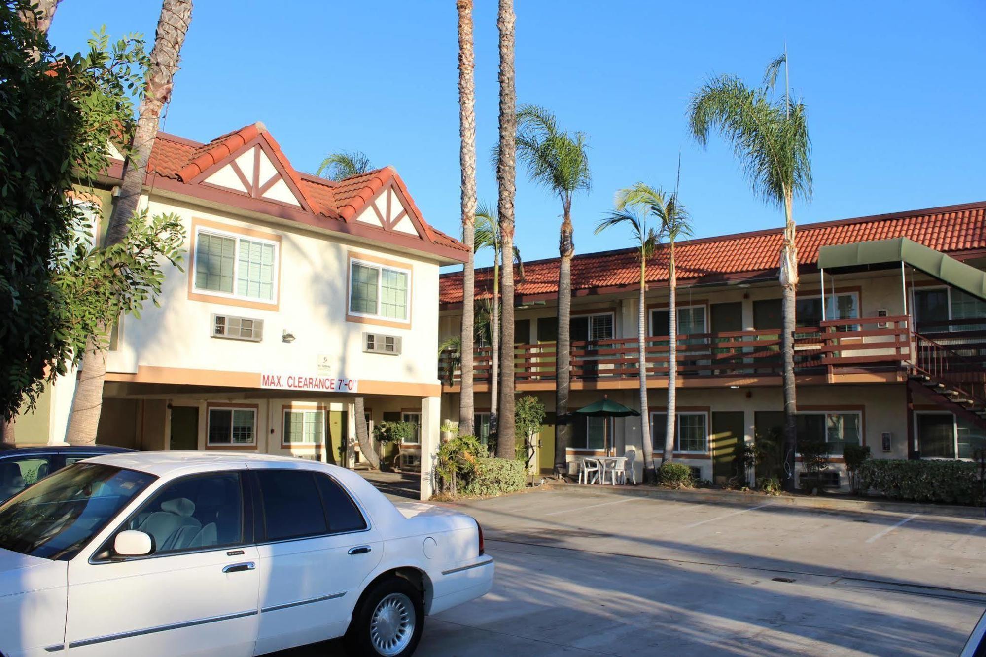 Garden Inn San Gabriel Bagian luar foto